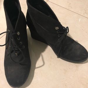 Black heeled booties